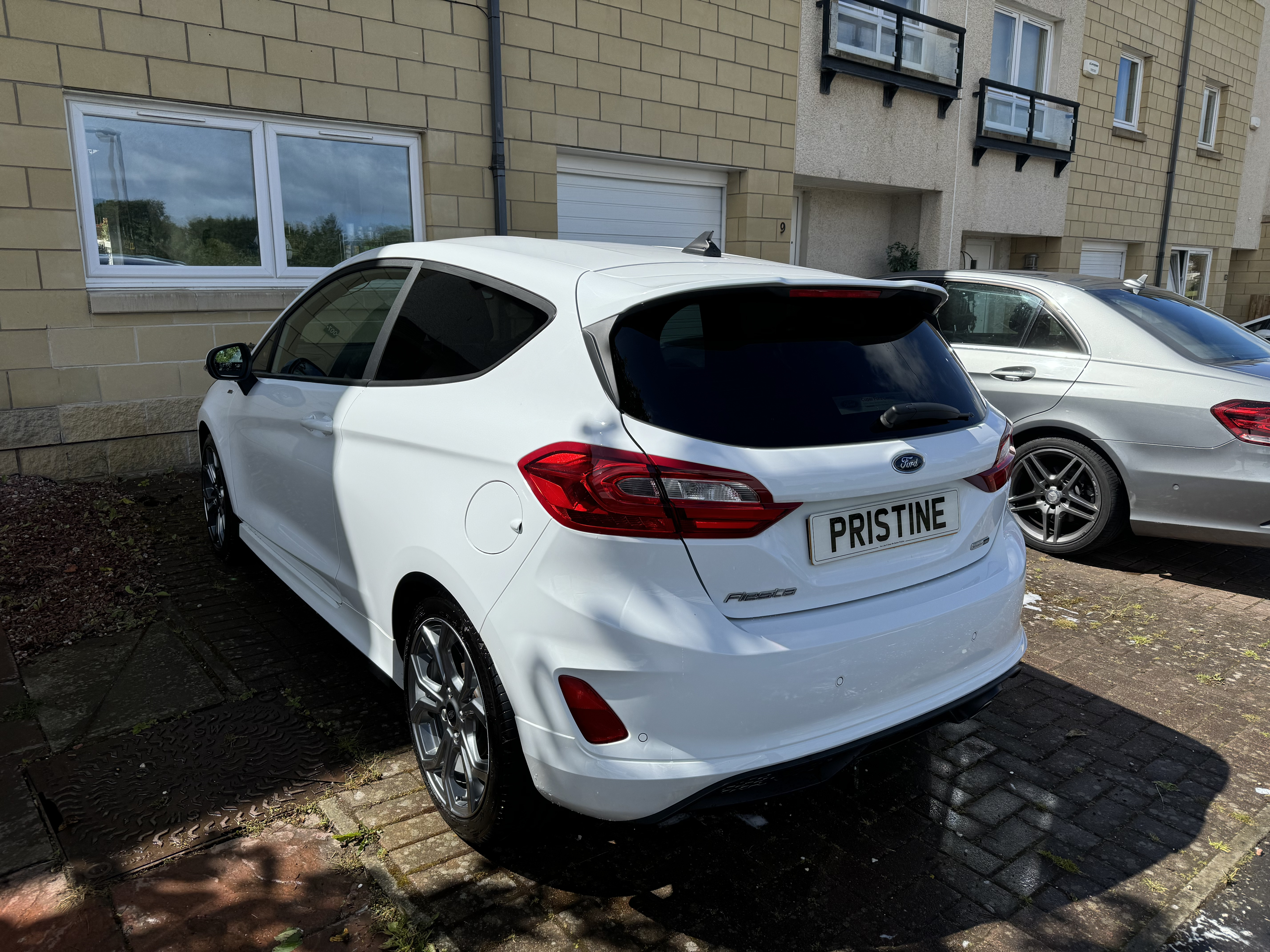 Car 4